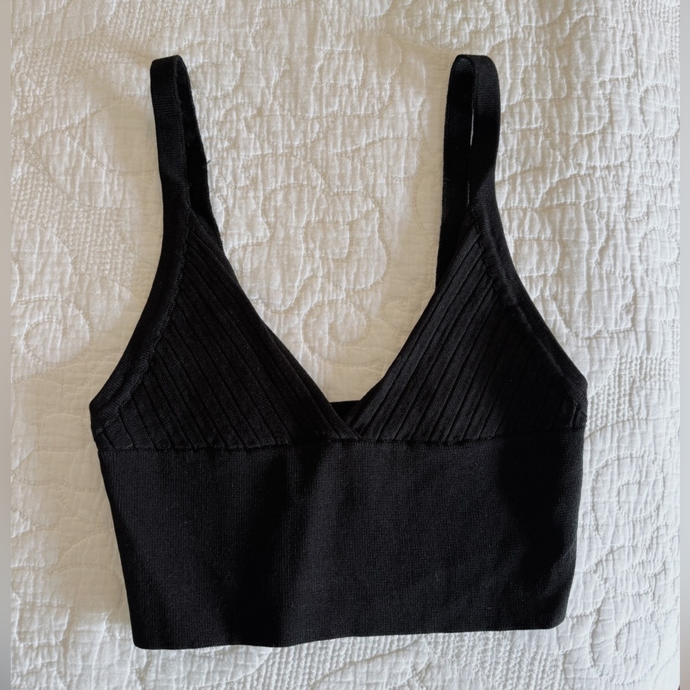 NWOT Black Zara Crop Tank